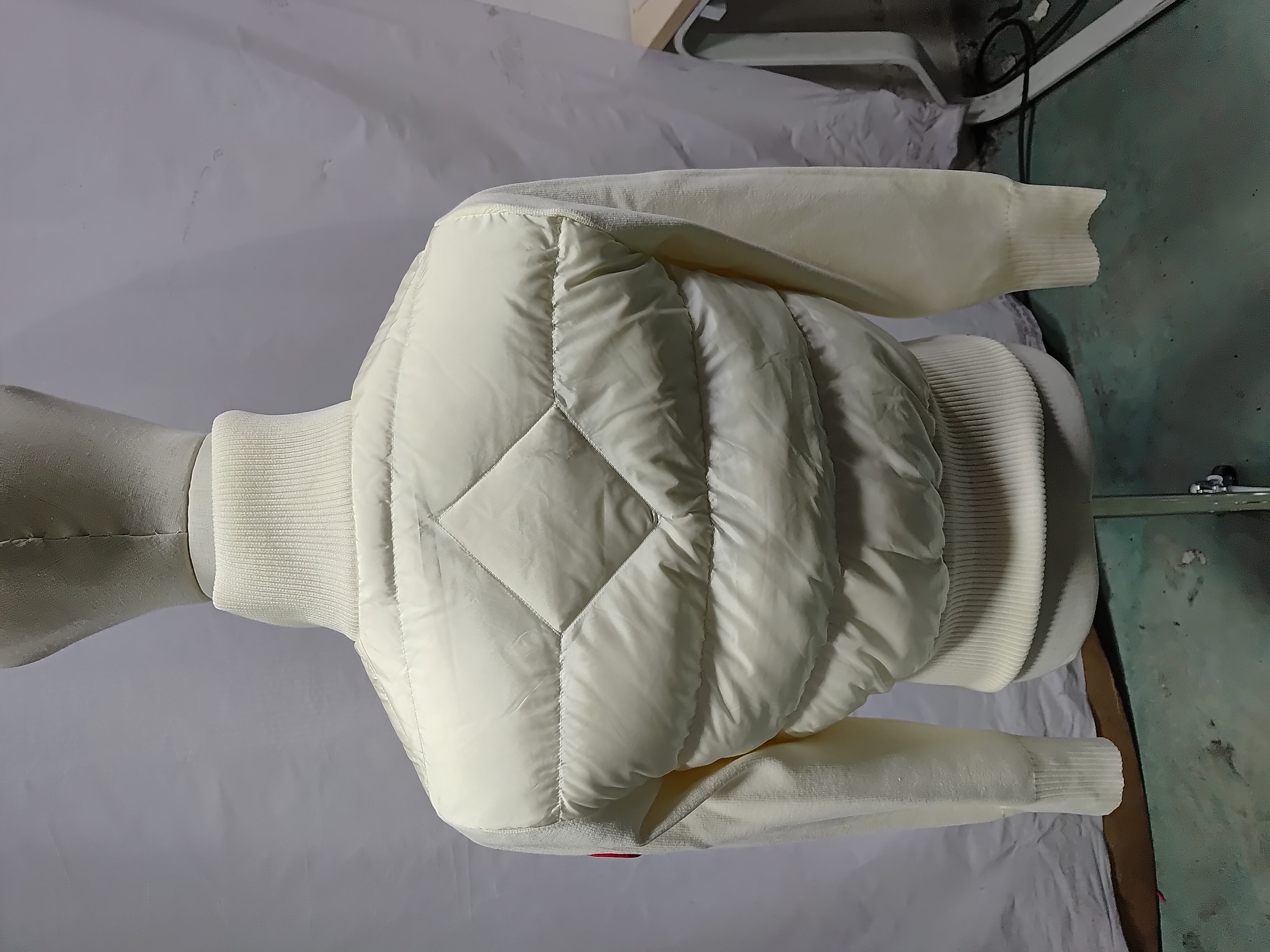 Canada Goose Hybridge Quilted Knit Jacket White review 4