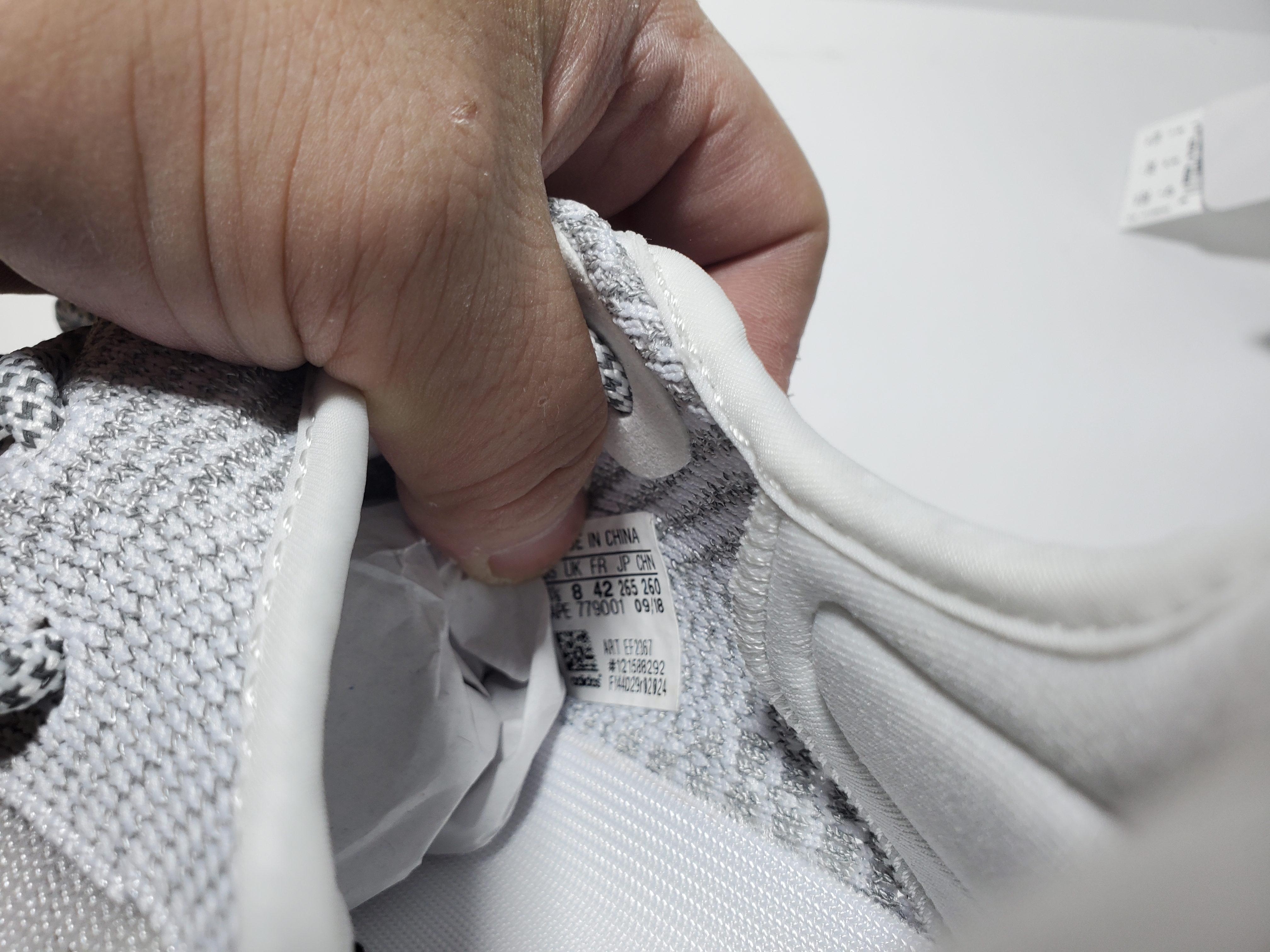 Adidas Yeezy Boost 350 V2 Static Reflective EF2367 review 5