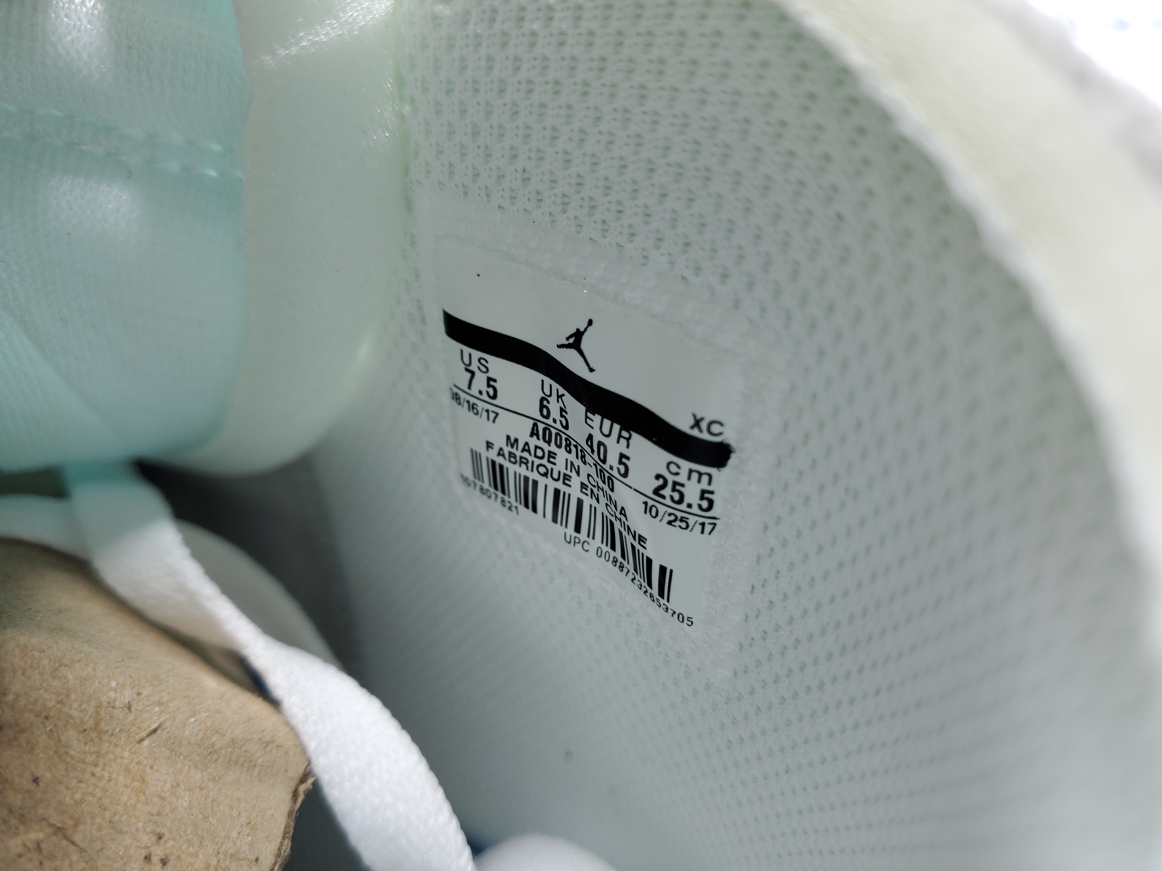 Air Jordan 1 Retro High Off-White White AQ0818-100 review 2