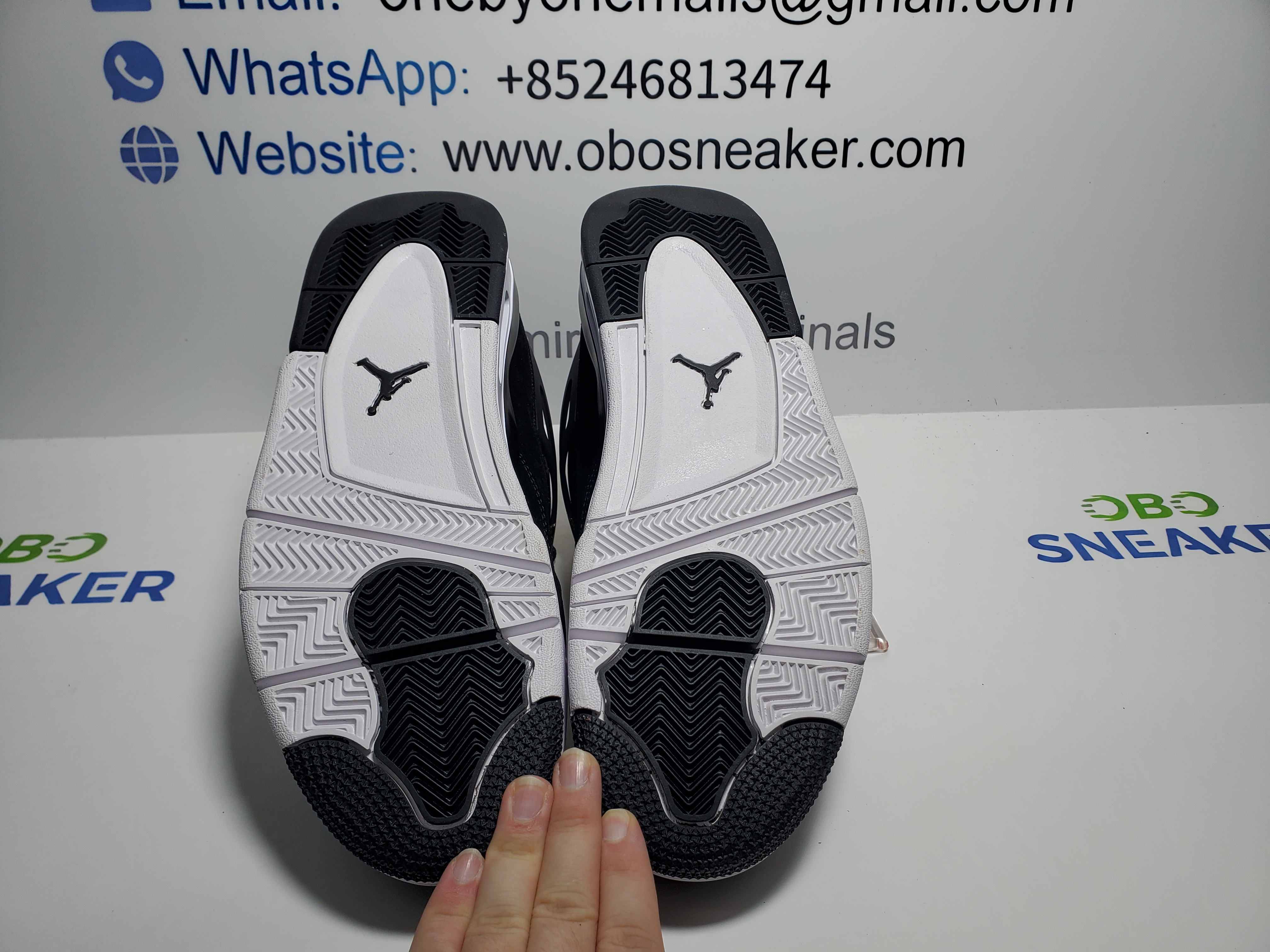 Jordan 4 Retro Royalty 308497-032 review 4