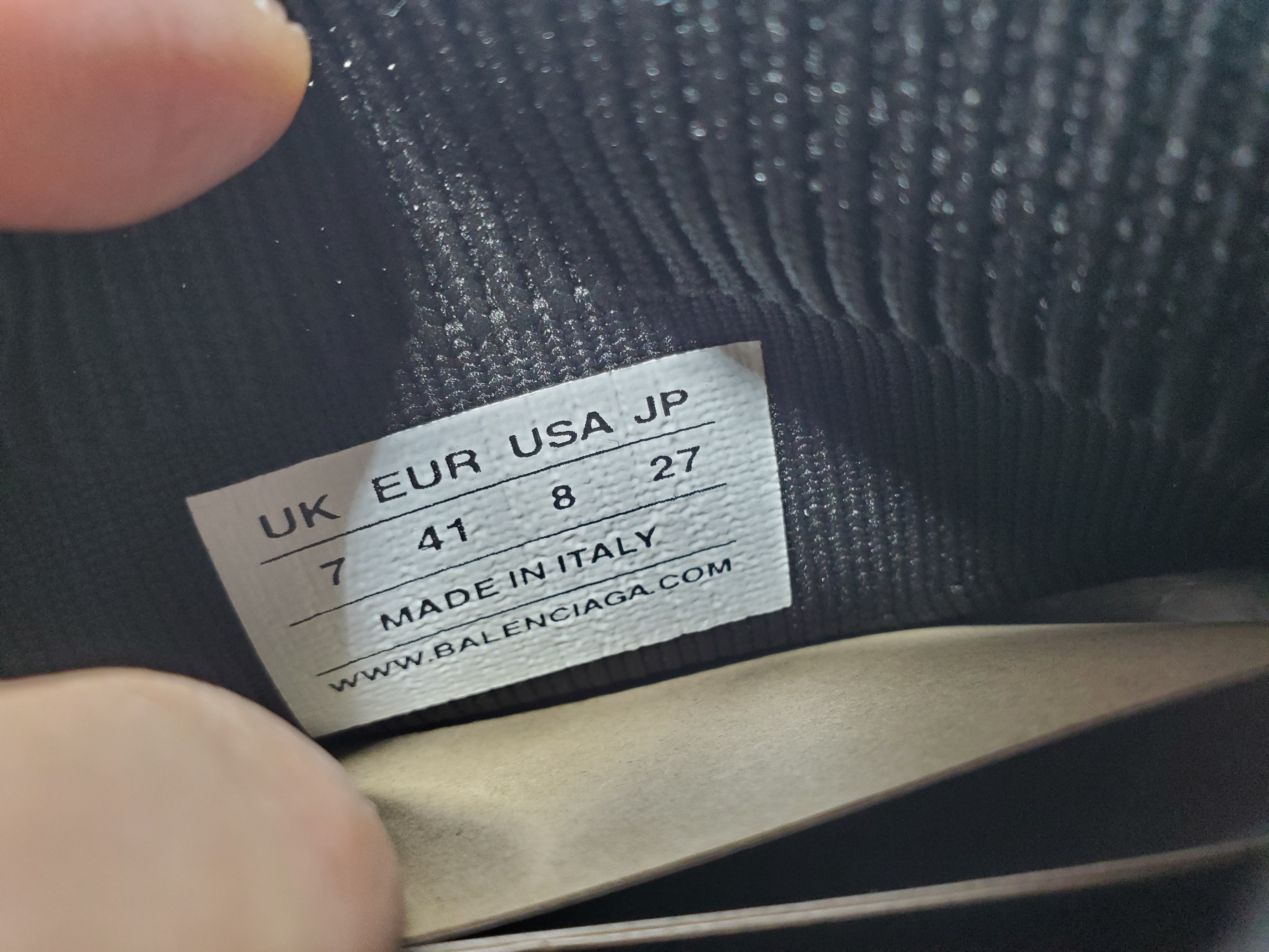 Balenciaga Speed Graffiti Trainers Black White 605972W05GE1015 review 4