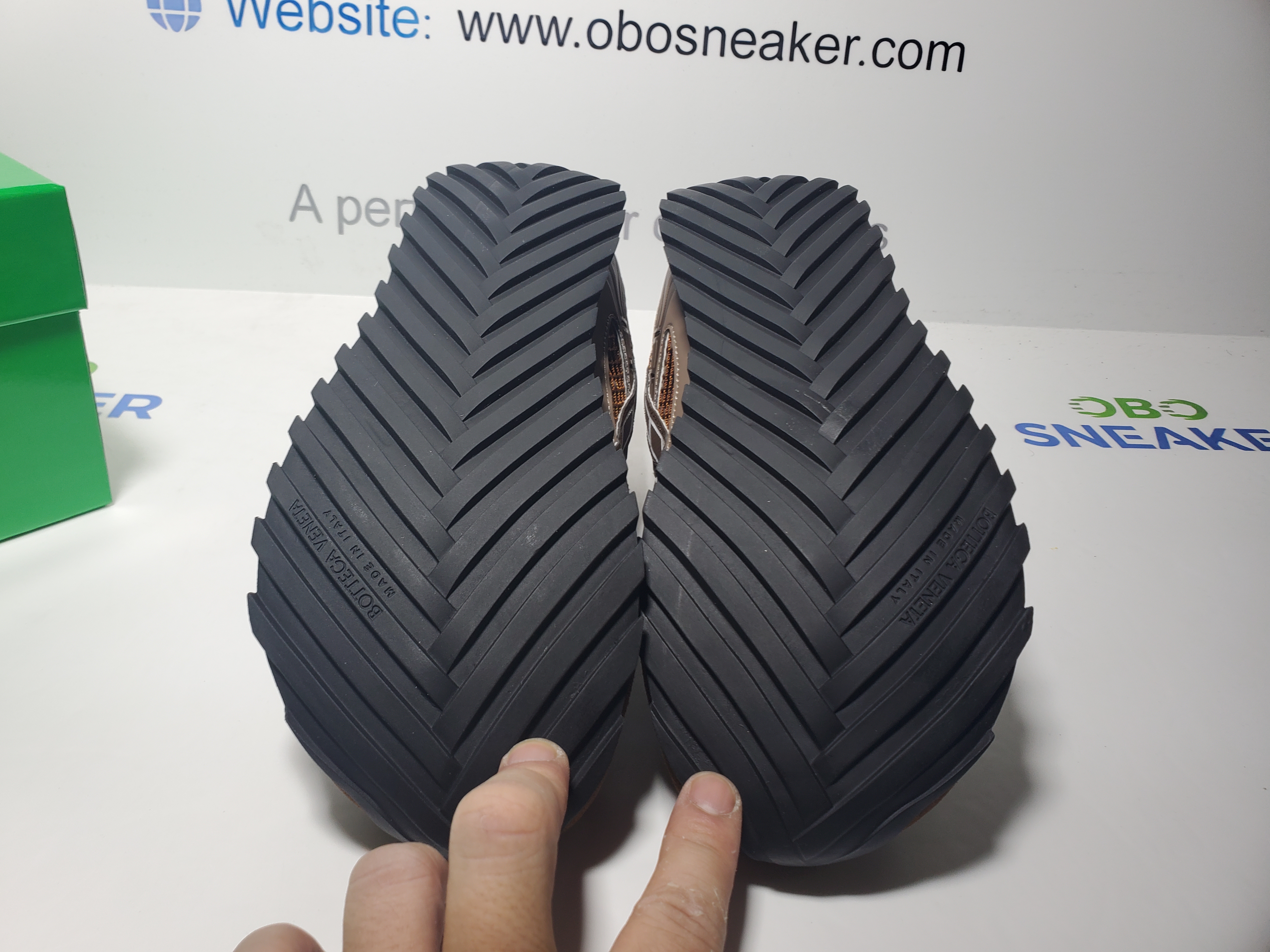 Bottega Veneta Orbit Brown 816635V55B02419 review 4