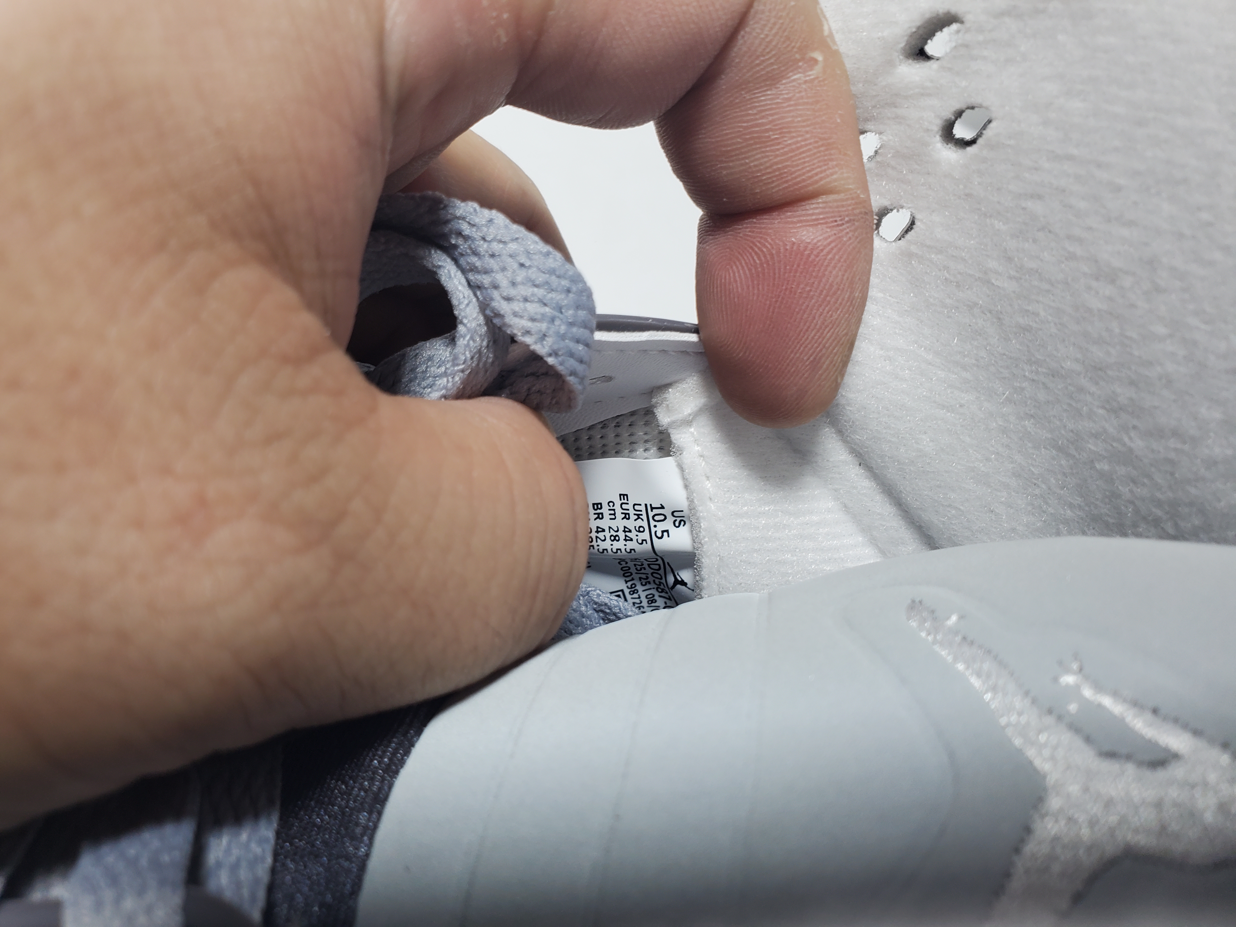 Air Jordan 5 Retro Wolf Grey 2025 DD0587-002 review Obosneaker 05