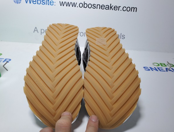 Bottega Veneta Orbit Coffee review 1