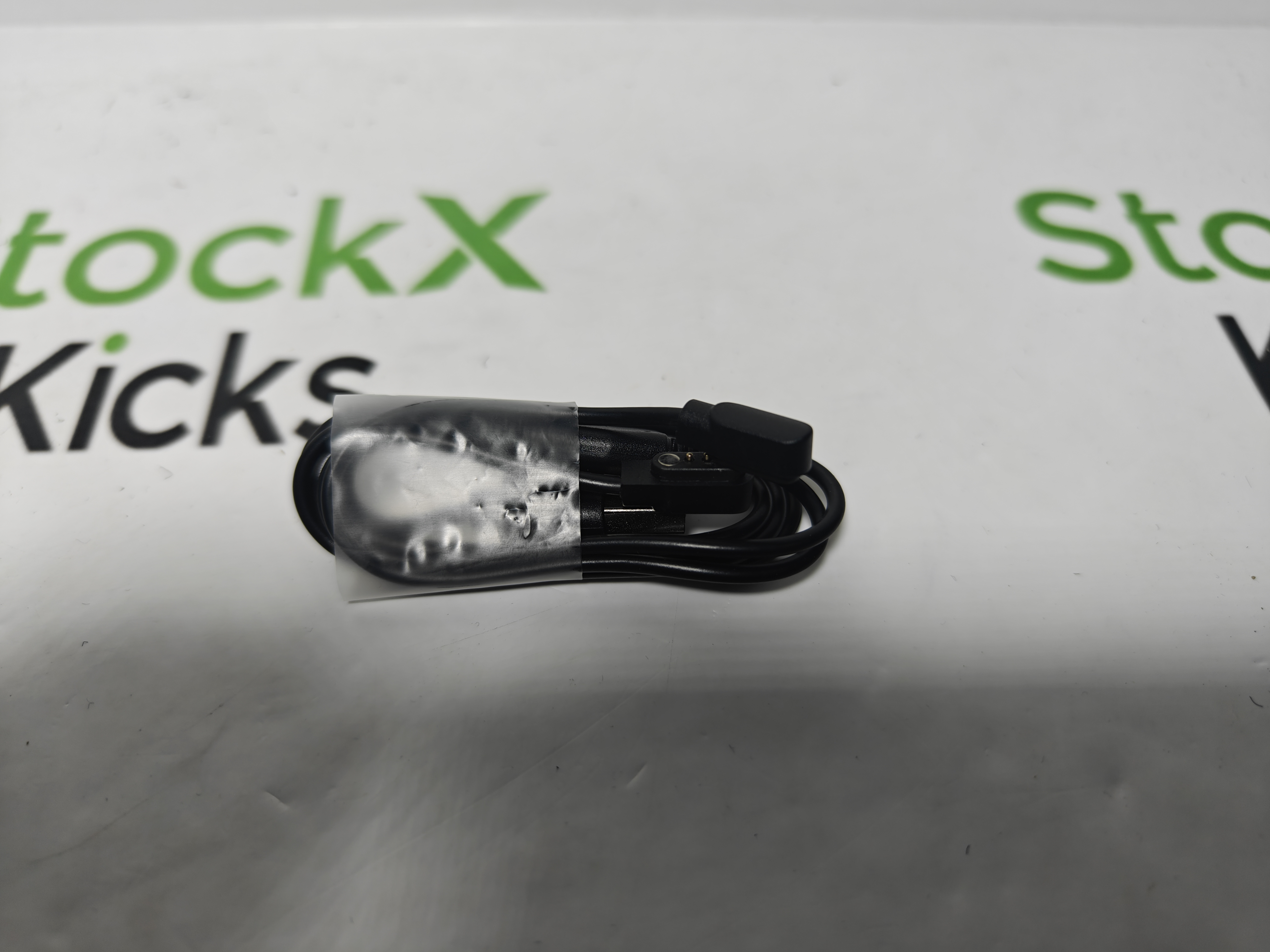 【Pre Sale】Balenciaga Runner LED Sneaker Black review 2