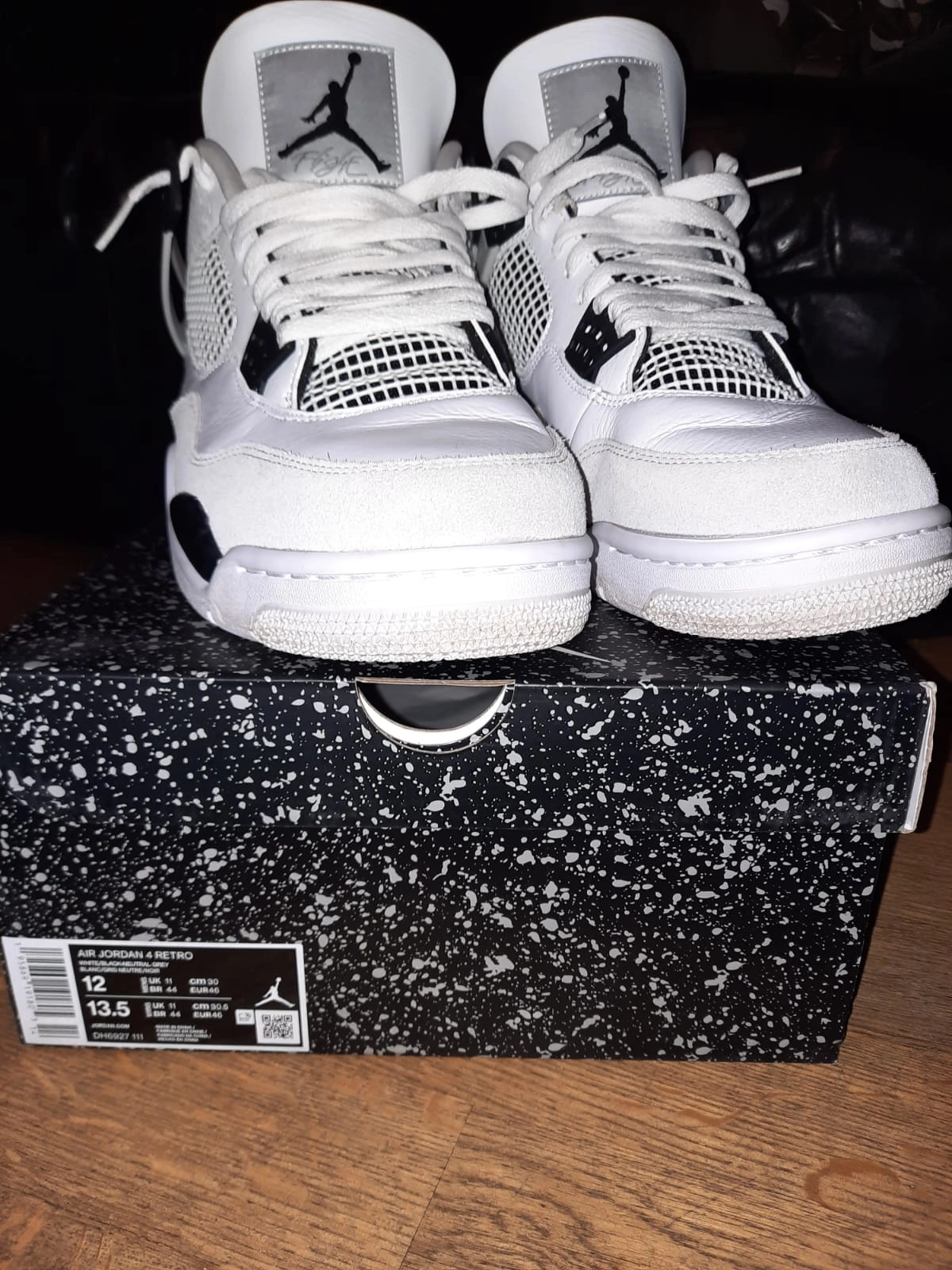 A customer recieved his Travis Scott x Air Jordan 1 Low White Brown Barb from obosneaker