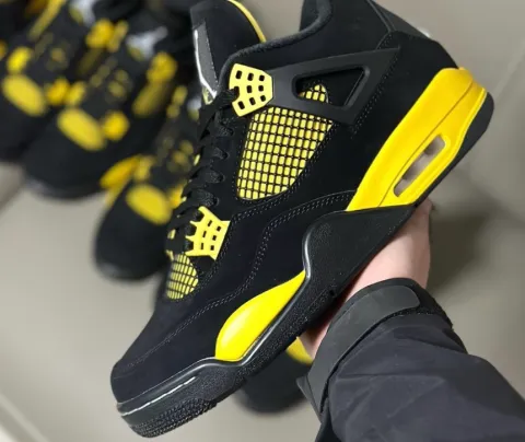 New Images of The Air Jordan 4 Thunder 2023