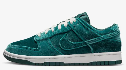 Nike Dunk Low Velvet Teal