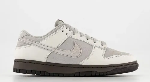 First Look: Nike Dunk Low Ironstone
