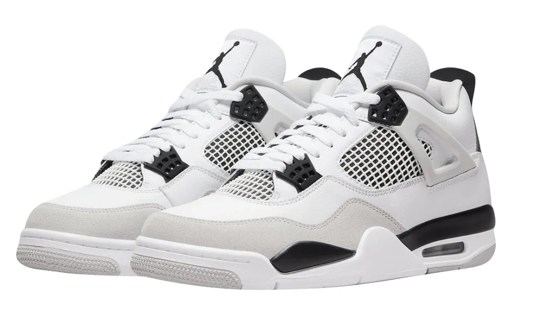Air Jordan 4 Military Black