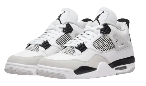 Air Jordan 4 Military Black