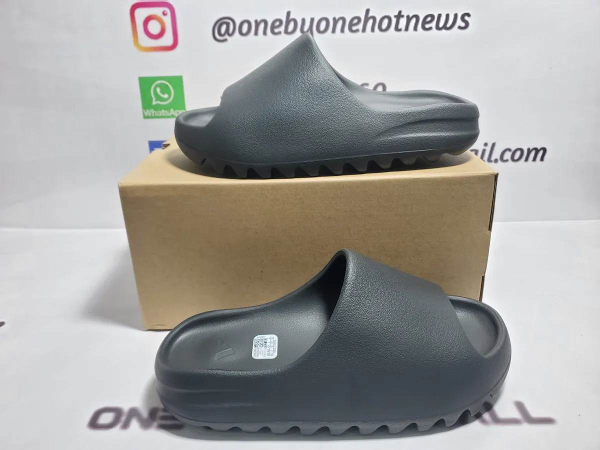 Obosneaker QC pics ：Adidas Yeezy Slide Onyx (2022/2023) HQ6448