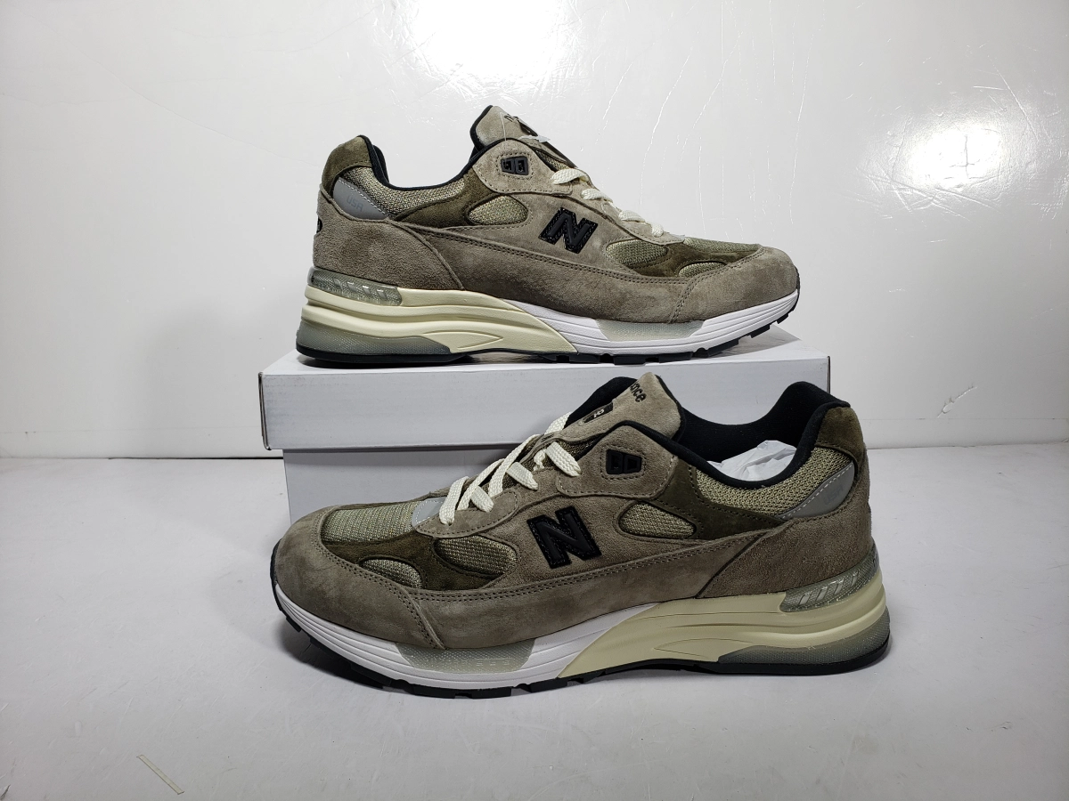Obosneaker QC pics ：New Balance 992 JJJJound Grey M992J2