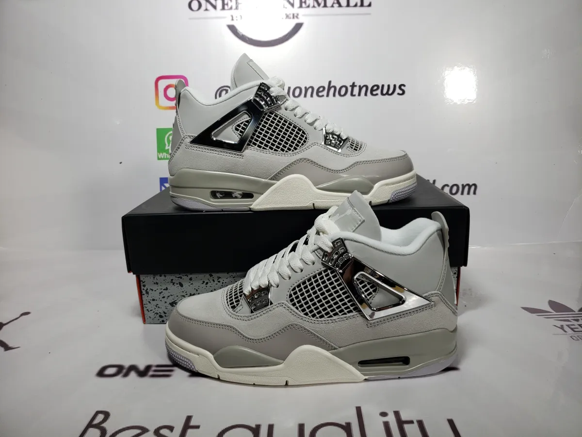 Obosneaker QC pics ：Air Jordan 4 Retro Frozen Moments (Women's) AQ9129-001