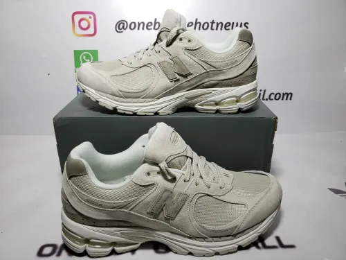 Obosneaker QC pics ：New Balance 2002R Linen M2002RE