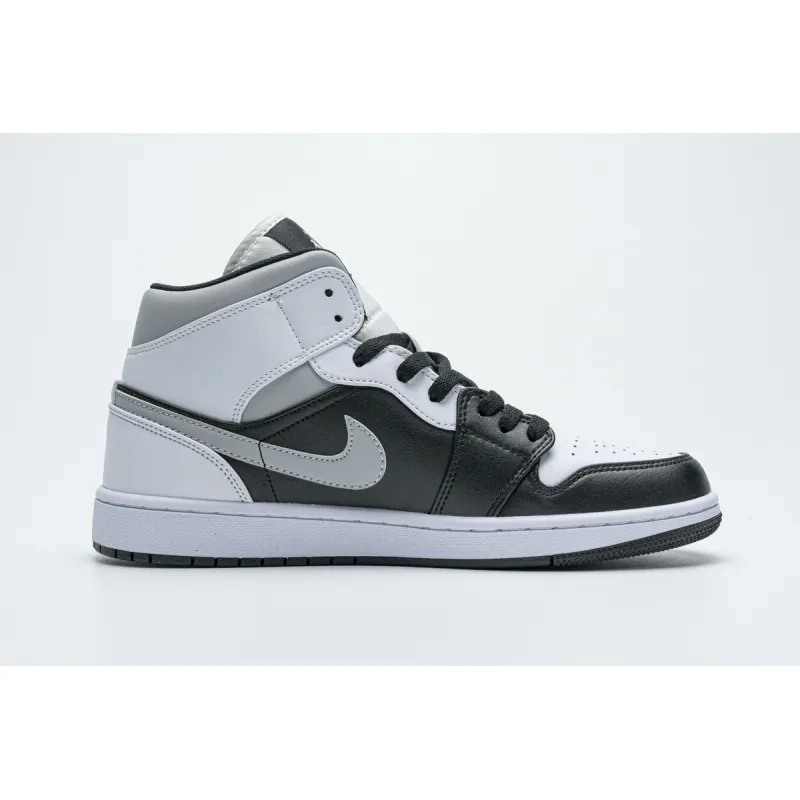 obosneaker has all the shoes you want, including air jordan 1, and our fake air jordan 1 is 1:1 replica, very good quality and very cheap