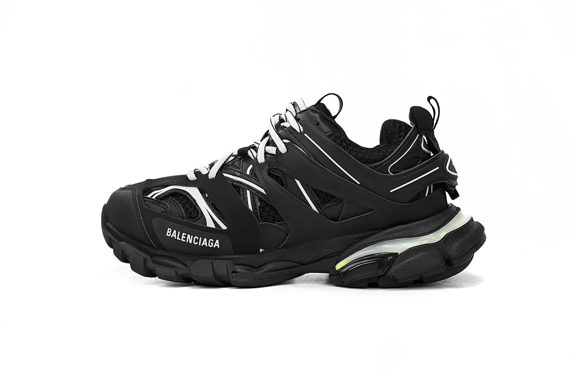 If you are looking for the perfect balenciaga reps, then come to the obosneaker website, you will have a different experience.