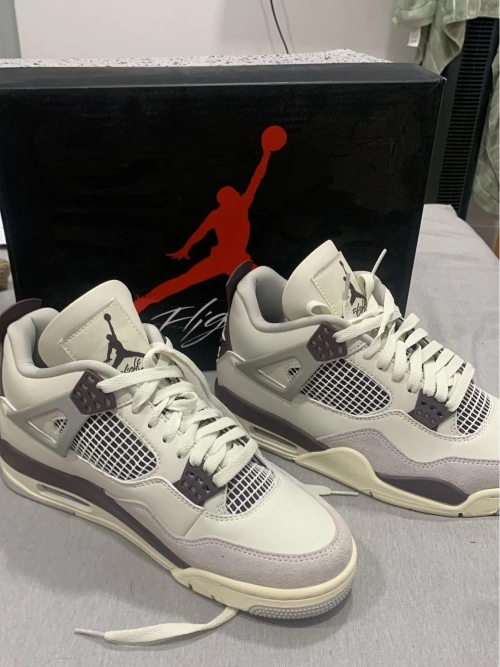 Customer Feedback ： Air Jordan 4 White Phan Tom