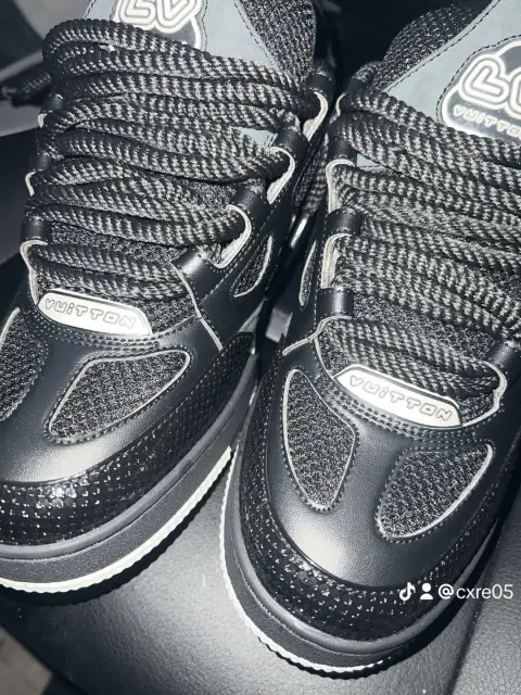 Customer Feedback：Louis Vuitton Leather lace up Fashionable Board Shoes Black