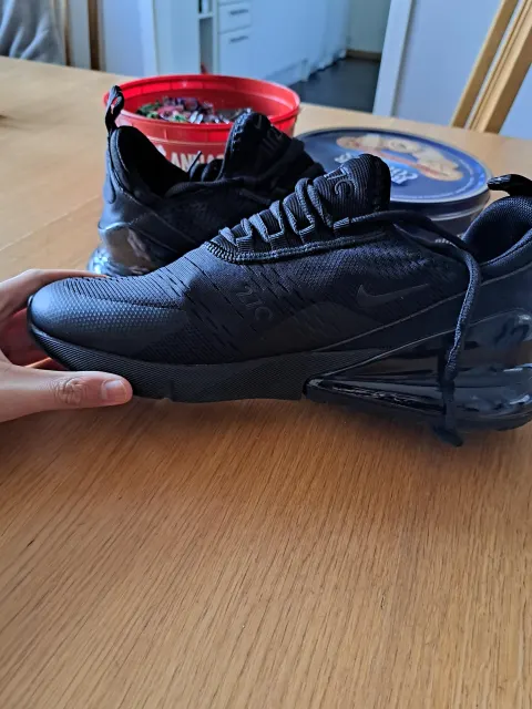 Customer Feedback：Nike Air Max 270 Triple Black