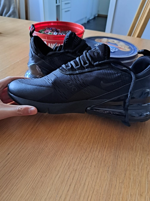 Customer Feedback：Nike Air Max 270 Triple Black 