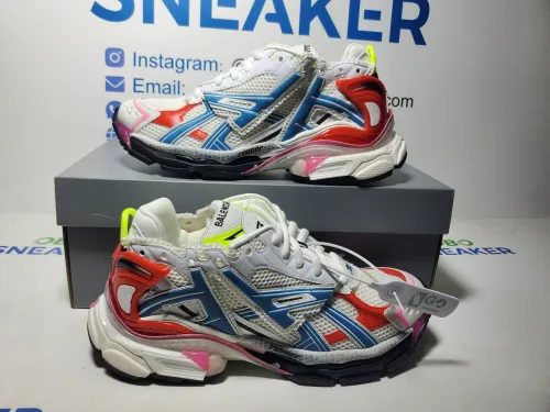 Obosneaker QC Pics ：Top Version Balenciaga Runner White Blue Red 677402 W3RB6 9645