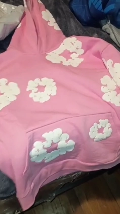 Obosneaker Customer Feedback ：Denim Tears The Cotton Wreath Sweatshirt Pink