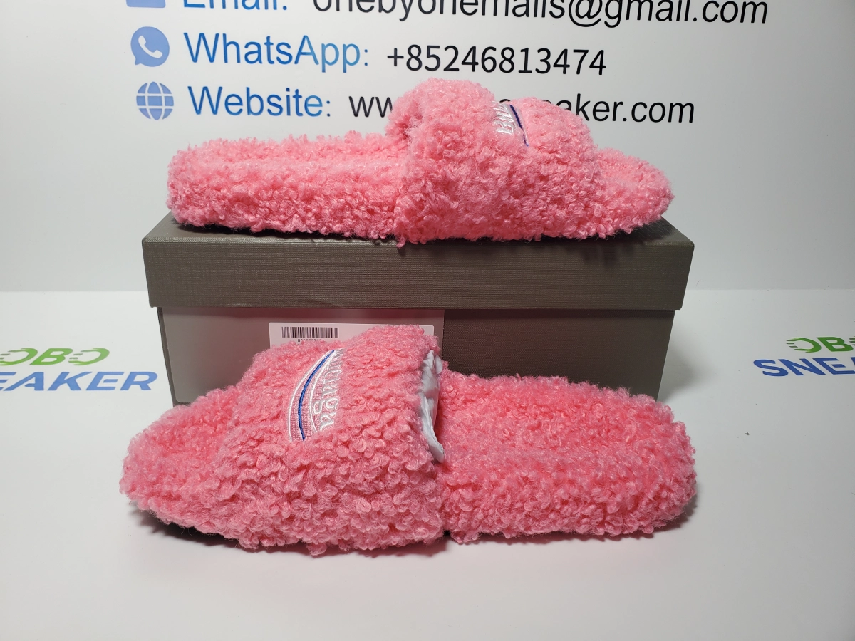 Obosneaker QC Pics ：Balenciaga Furry Slide Pink 654261W2DO15596