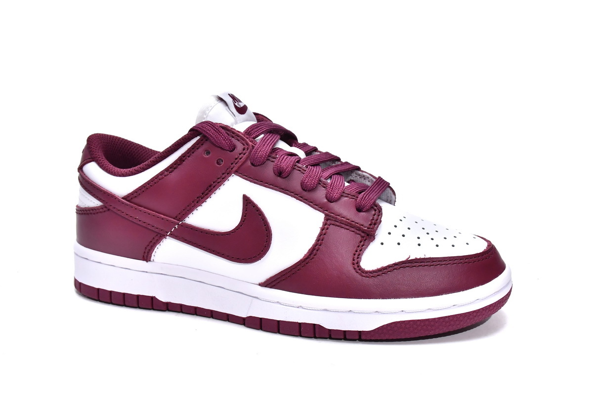 OG Dunk Low Bordeaux (W),DD1503-108