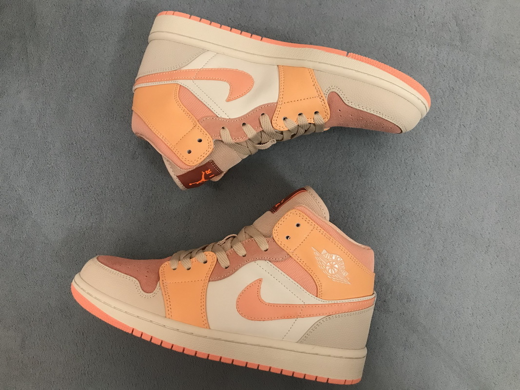 OG Jordan 1 Mid Apricot Orange (W)