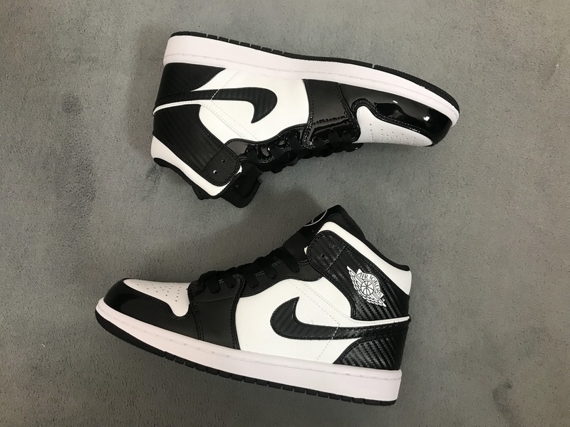 OG Jordan 1 Mid Carbon Fiber