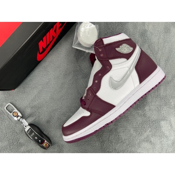 OG Jordan 1 Retro High OG Bordeaux,555088-611