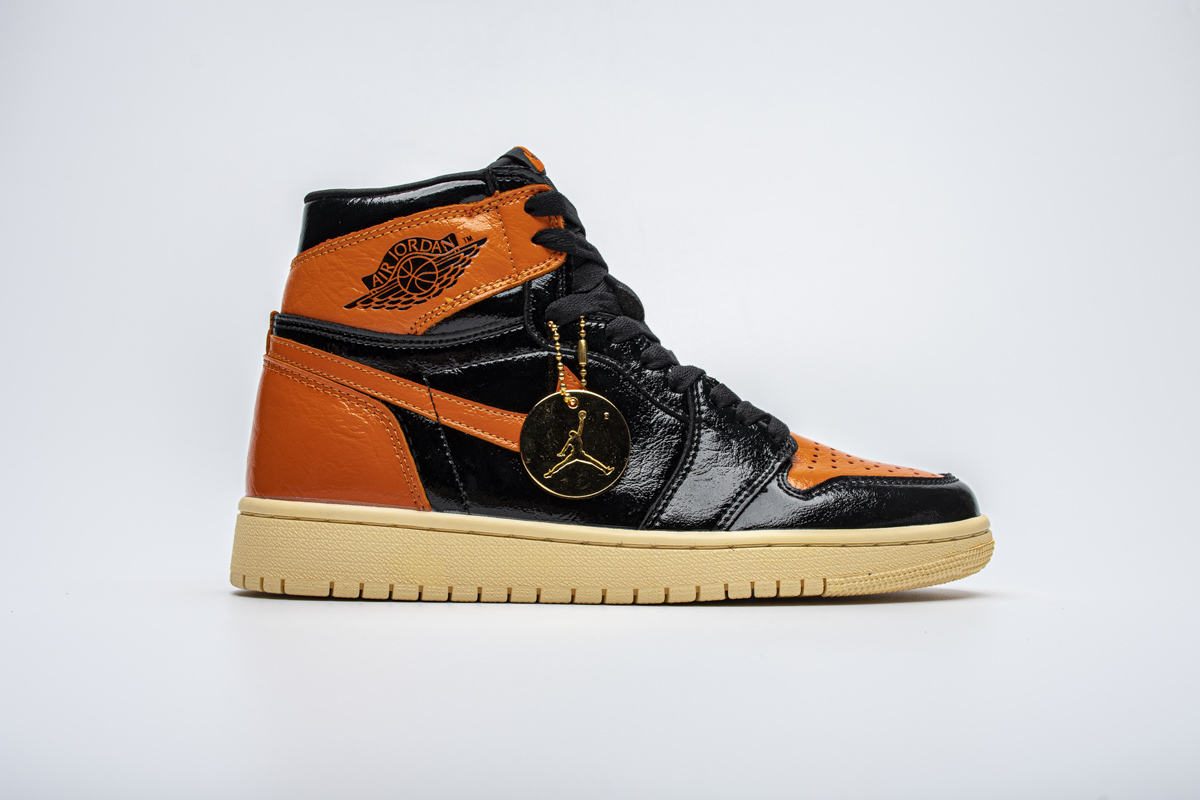 OG Jordan 1 Retro Shattered Backboard,555508-028