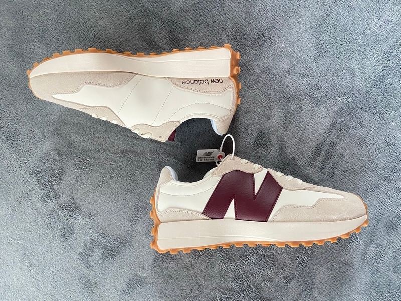 OG New Balance 327 Moonbeam Classic Burgundy (W),WS327KA