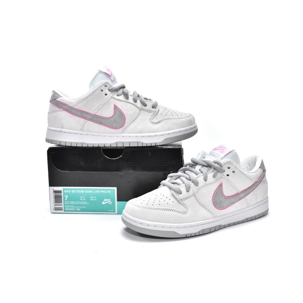 OG SB Dunk Low Ishod Wair Flat Silver,895969-160