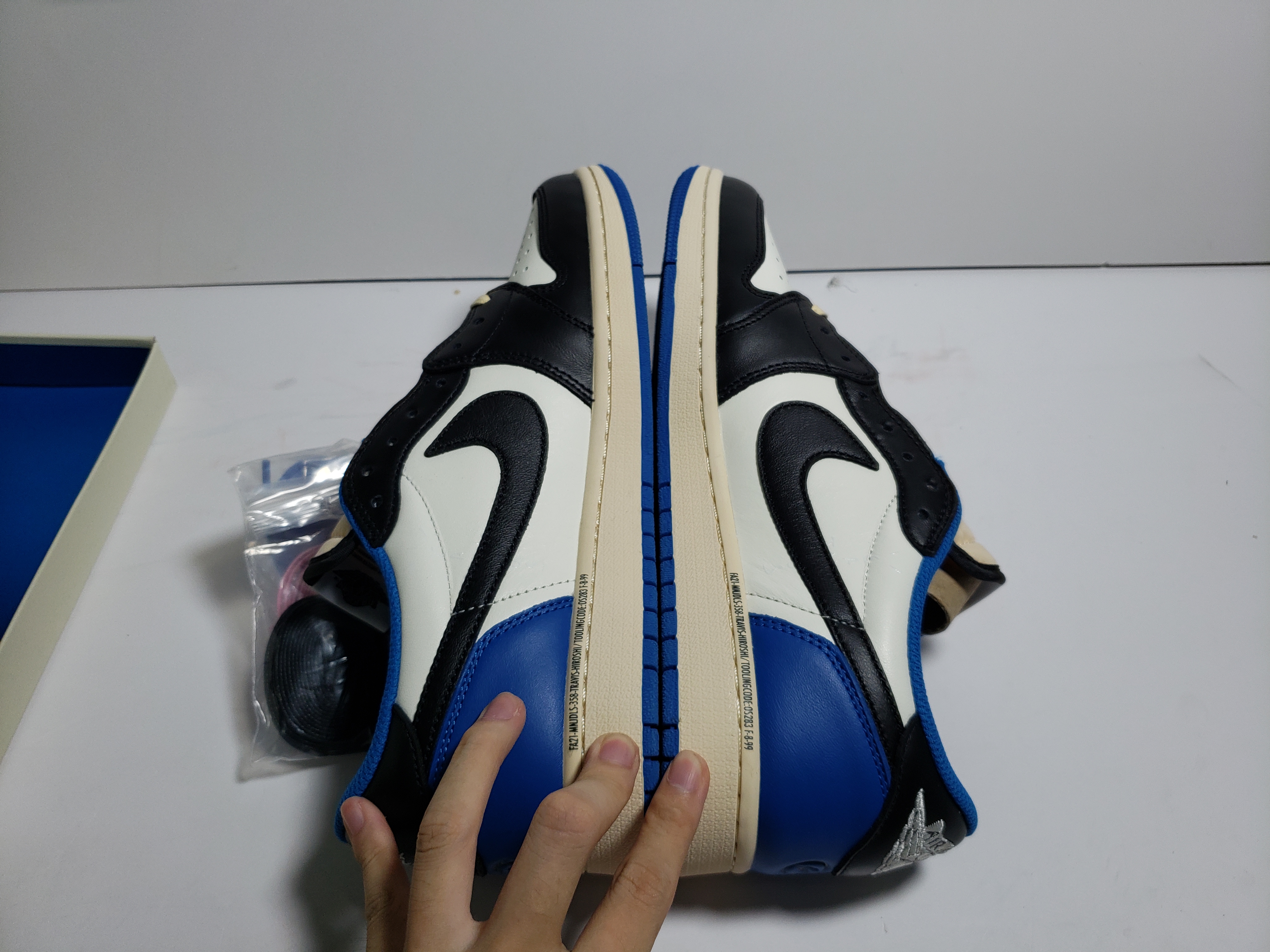 PKGoden Jordan 1 Low Travis Scott x Fragment Design,DM7866-140