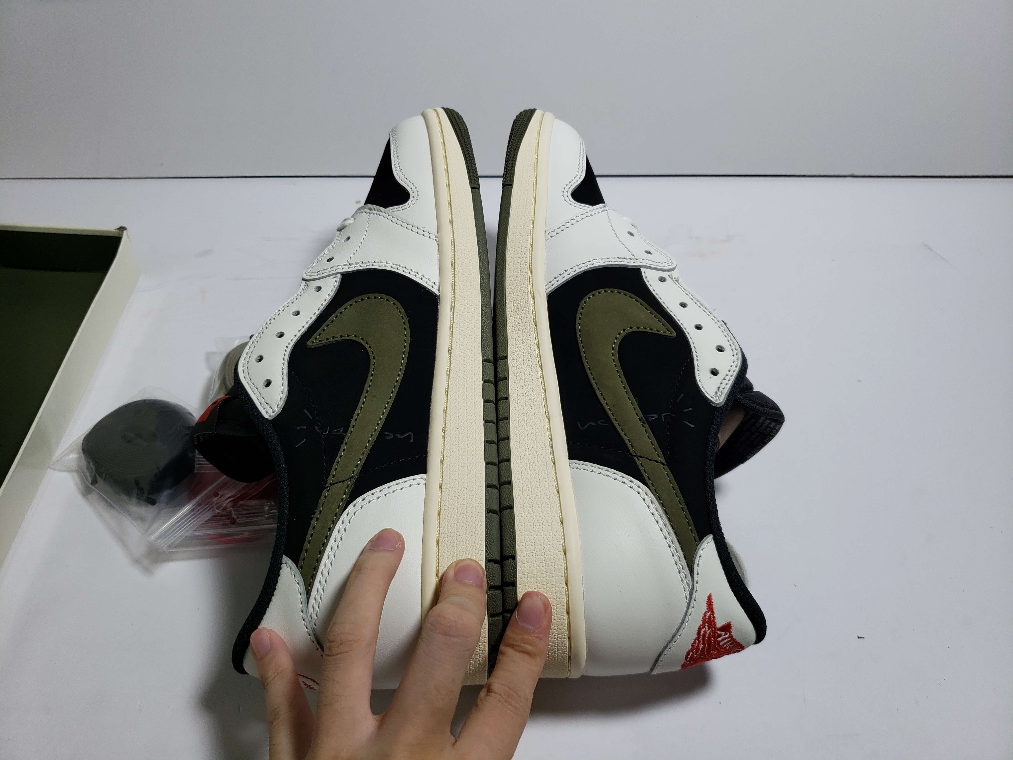 PKGoden Jordan 1 Retro Low OG SP Travis Scott women's Olive,DZ4137-106