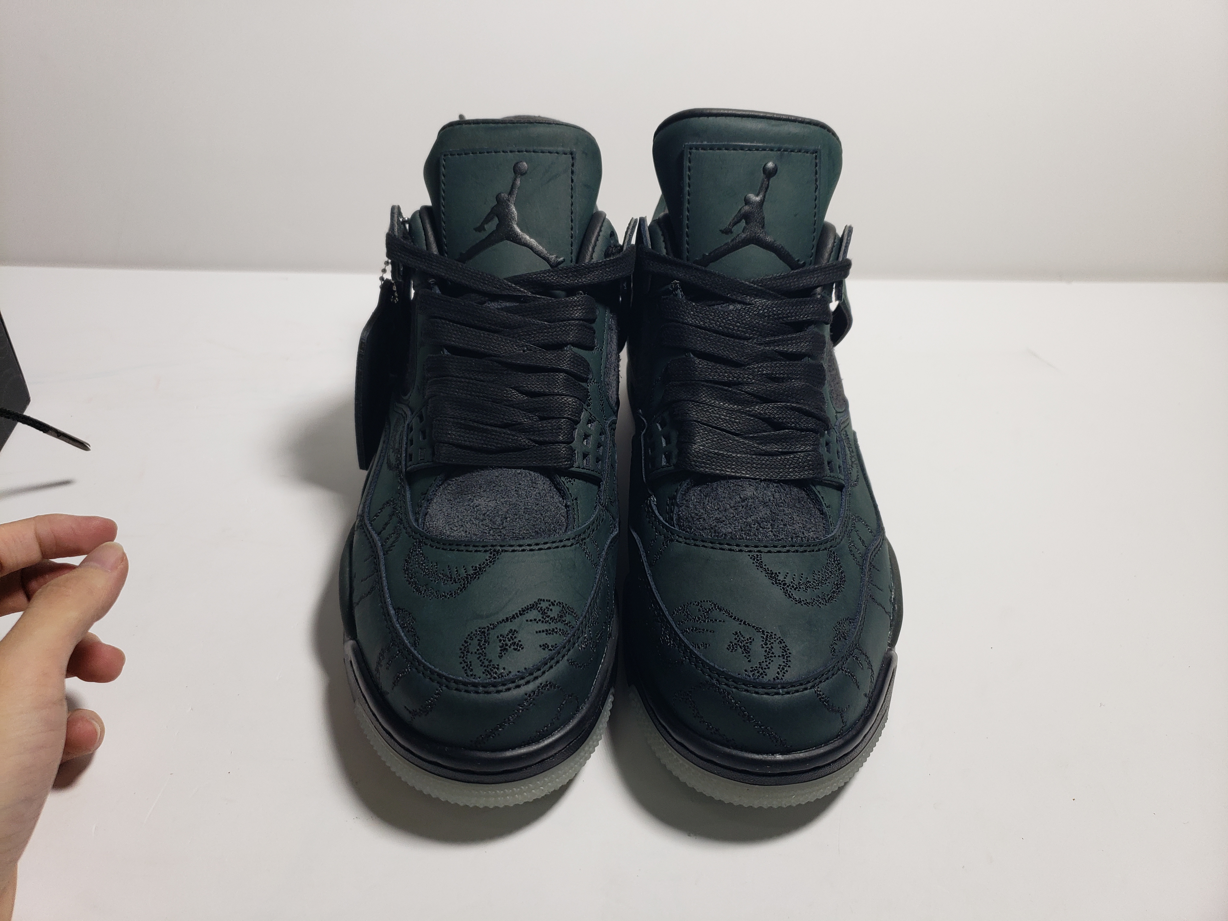 PKGoden Jordan 4 Retro Kaws Black, 930155-001