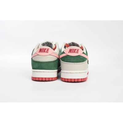 OG Dunk Low SE All Petals United Fir Green (Women's),FN8923-061