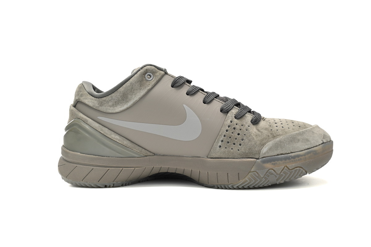 OG Kobe 4 Black Mamba Collection Fade to Black,869450-005