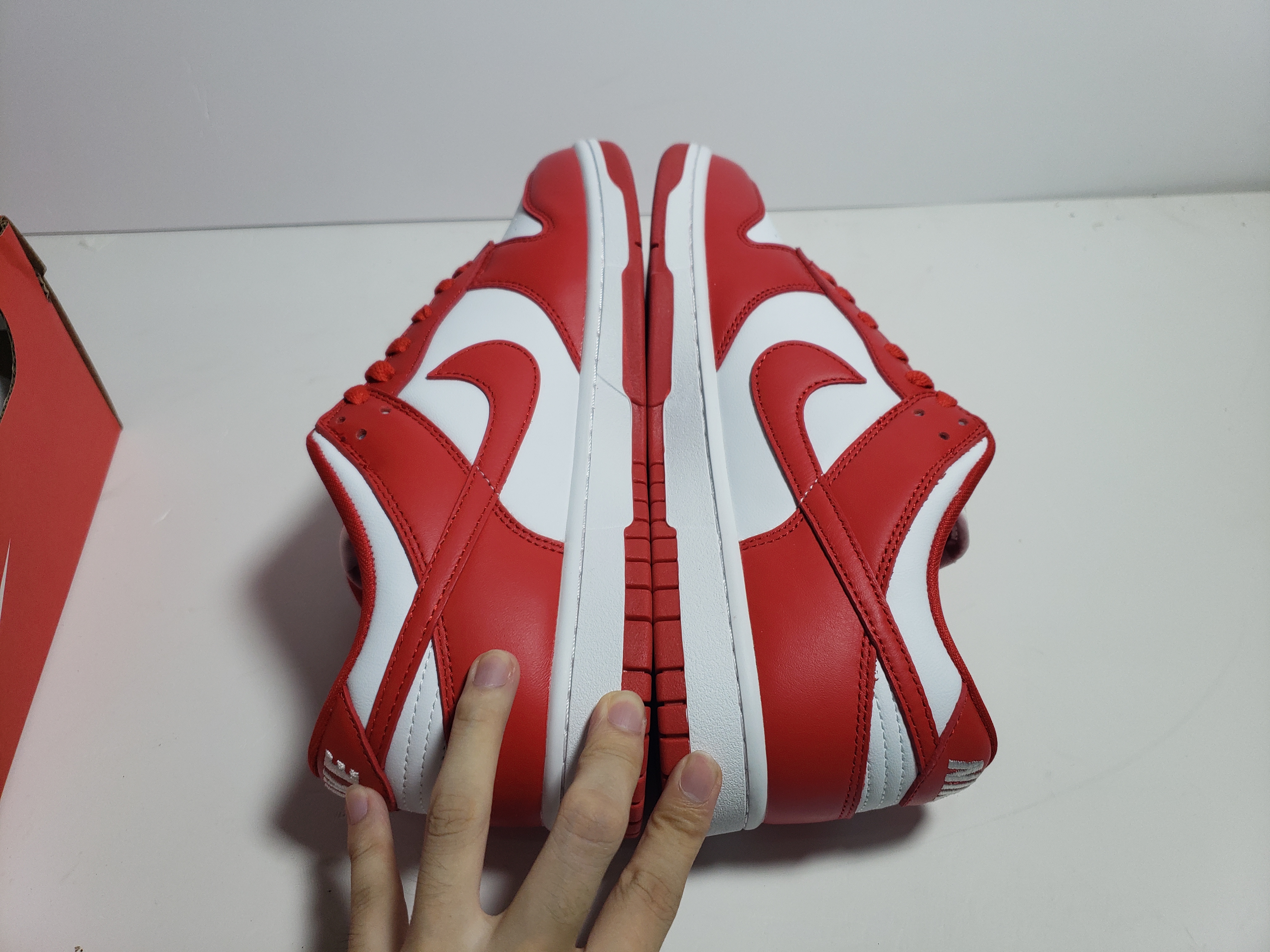 OG Dunk Low University Red (2020)