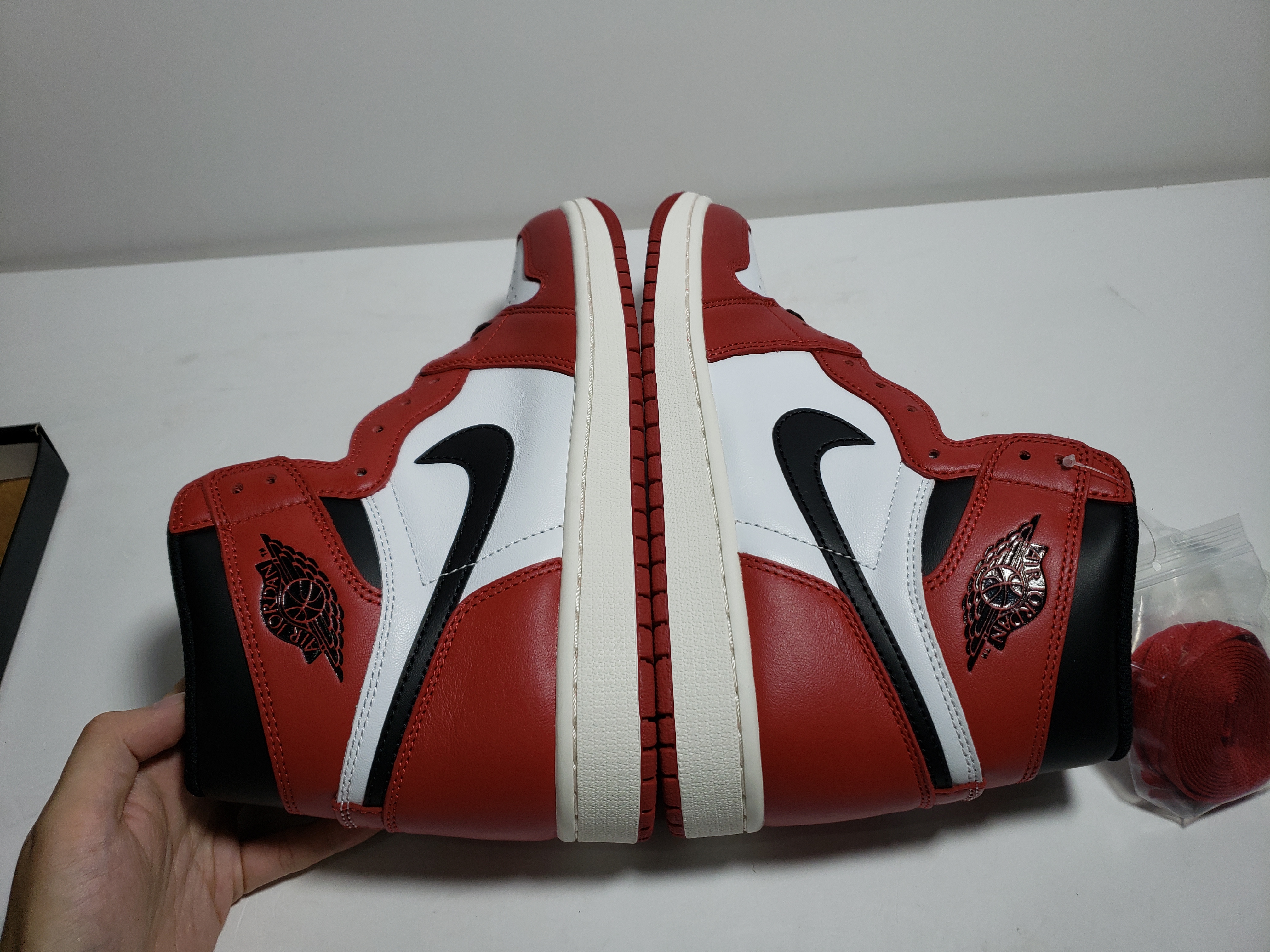PKGoden Jordan 1 Retro Chicago (2015),555088-101