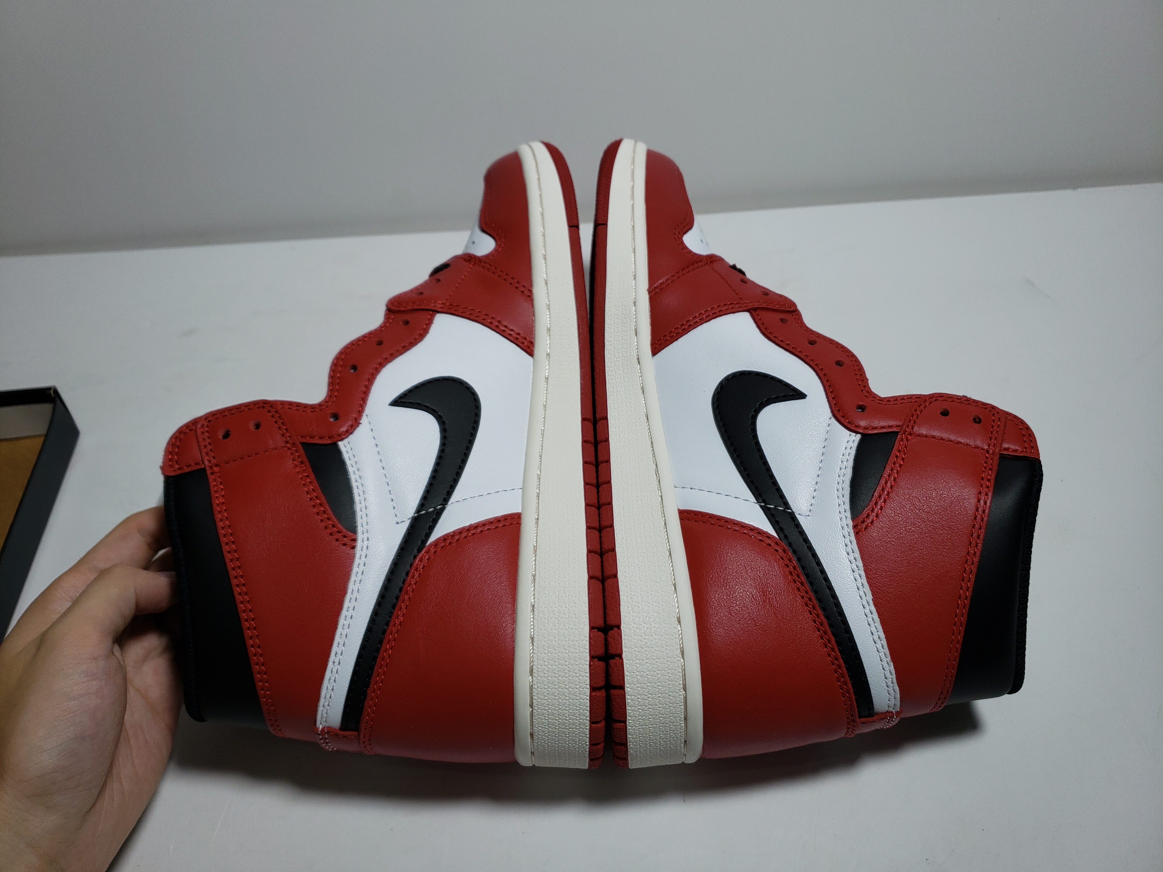 PKGoden Jordan 1 Retro Chicago (2015),555088-101