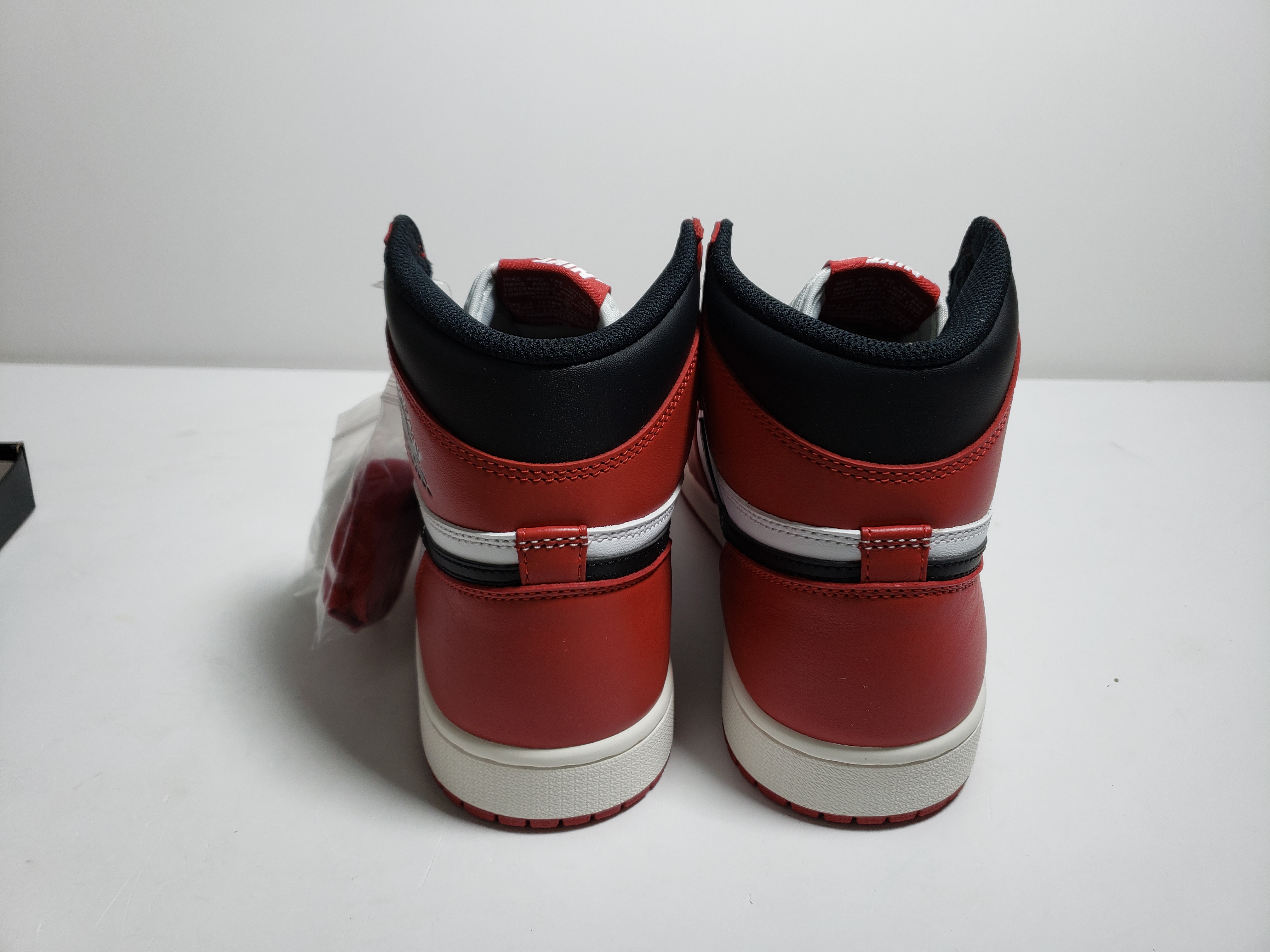 PKGoden Jordan 1 Retro Chicago (2015),555088-101