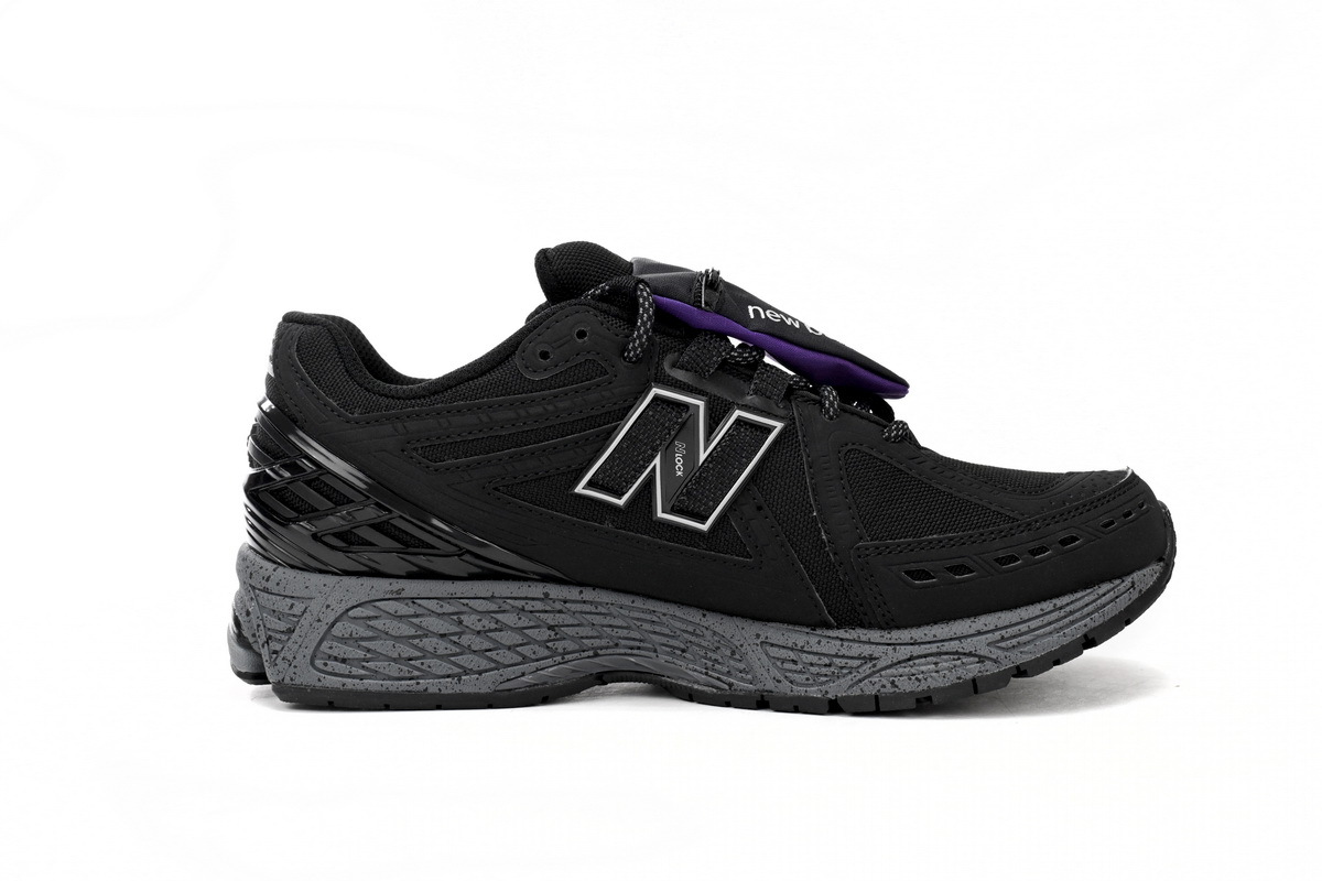 OG New Balance Black Ash,M1906ROC