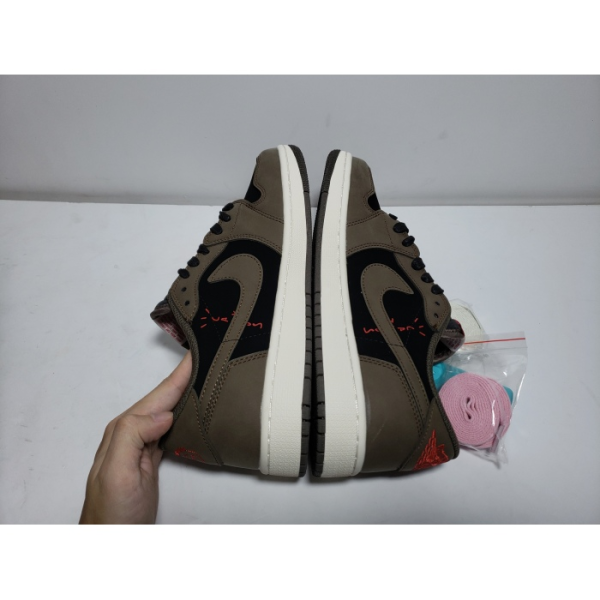 🔥Free Shipping🔥 Jordan 1 Retro Low OG SP Travis Scott,CQ4277-001