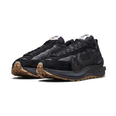 UABAT Vaporwaffle sacai Black Gum DD1875-001