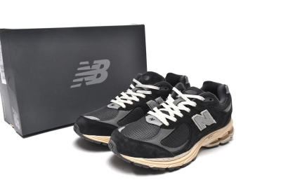 PKGoden   New Balance 2002R Black Dark Grey, M2002RHO  01