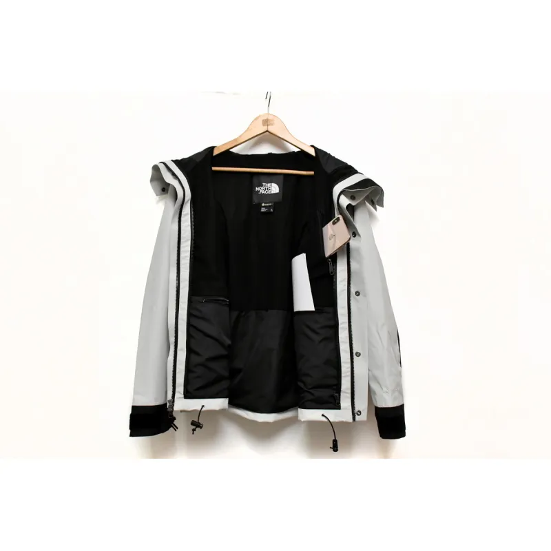   The North Face Utility Rain Jacket QuanBai