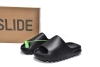 PKGoden   Yeezy Slide Blacke, FX0495